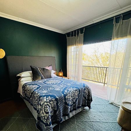Megumi - Vaal Riverside Retreat - Loadshedding Friendly Parys Bagian luar foto
