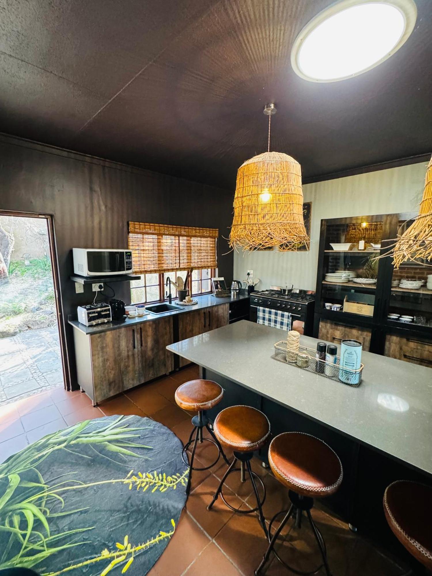 Megumi - Vaal Riverside Retreat - Loadshedding Friendly Parys Bagian luar foto