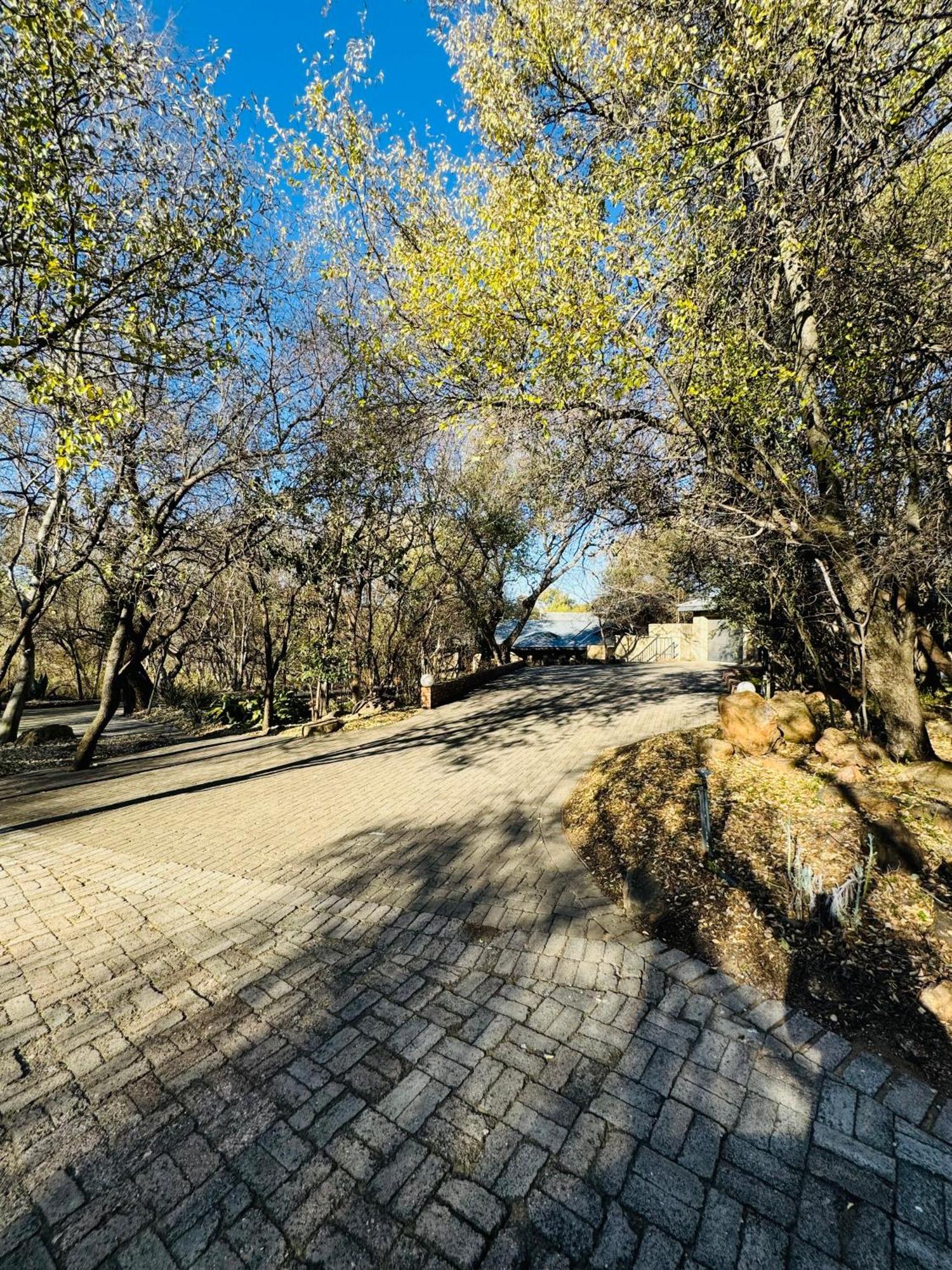 Megumi - Vaal Riverside Retreat - Loadshedding Friendly Parys Bagian luar foto