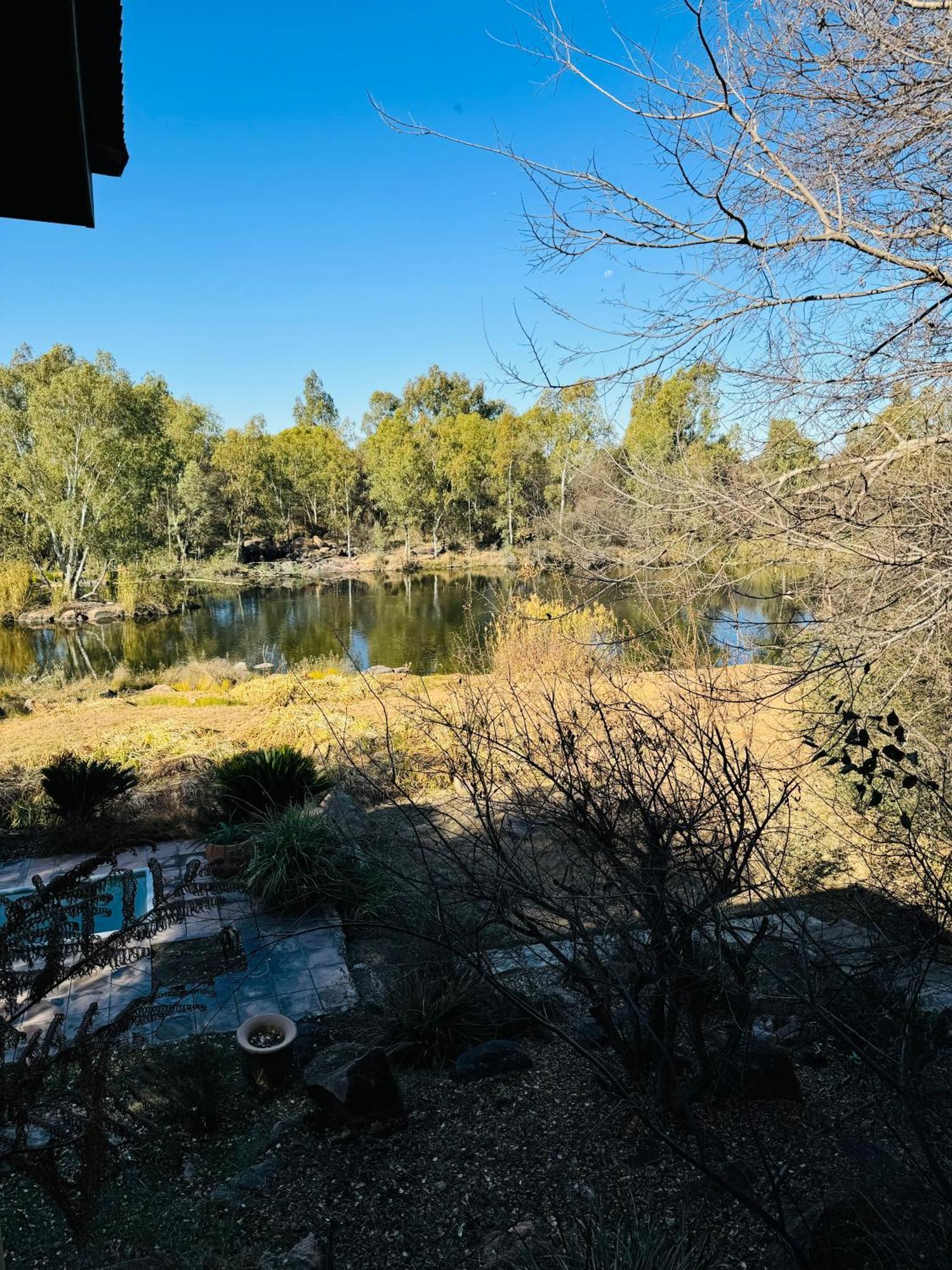 Megumi - Vaal Riverside Retreat - Loadshedding Friendly Parys Bagian luar foto